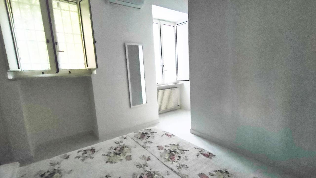 Casa Vacanza "Nonna Matilde" A Meta Di Sorrento, 600Mt Dal Mare, Casa Per 4 Exterior photo